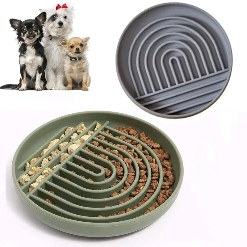 Silicone Dog Lick Mat - Slow Feeder with Suction Cups for Dogs & Cats